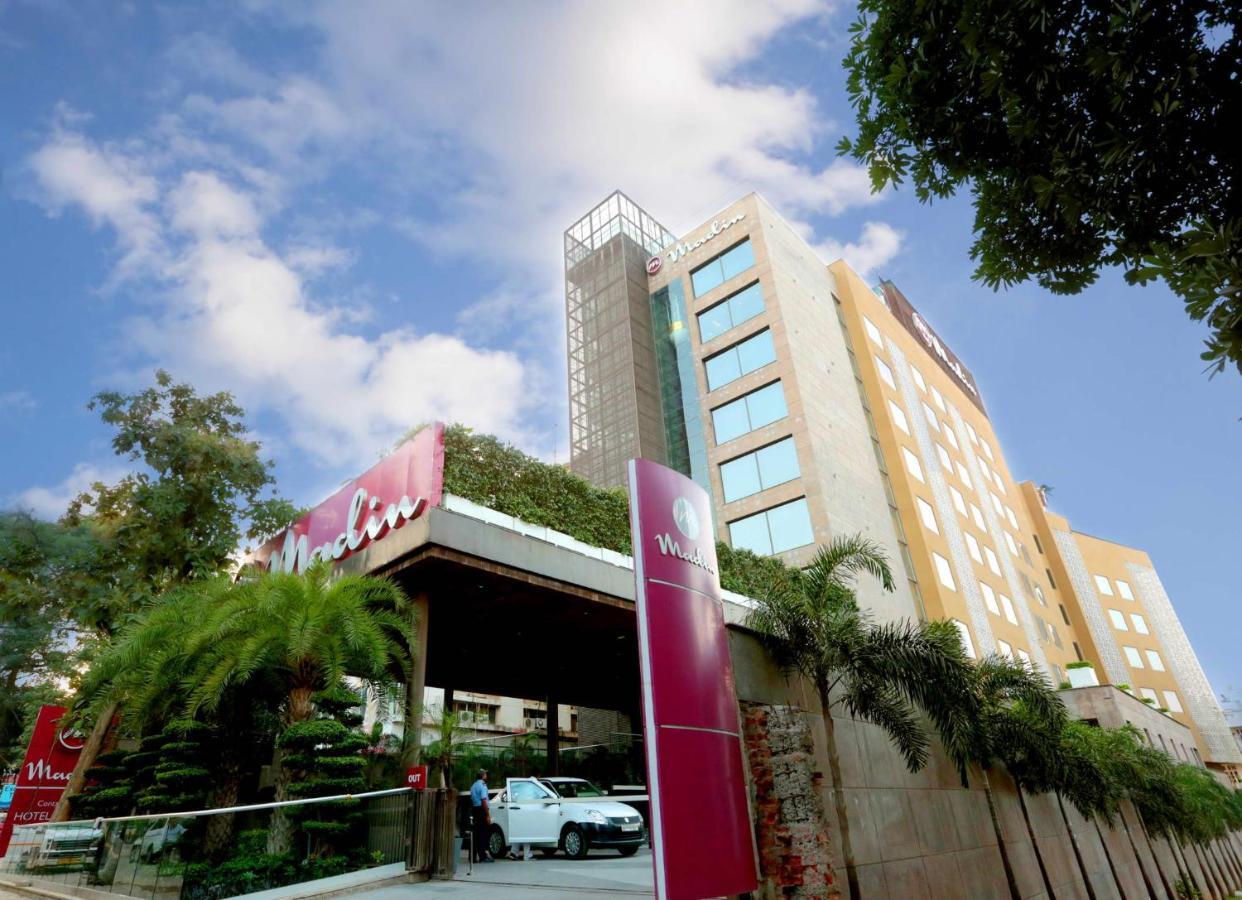 Hotel Madin Waranasi Zewnętrze zdjęcie